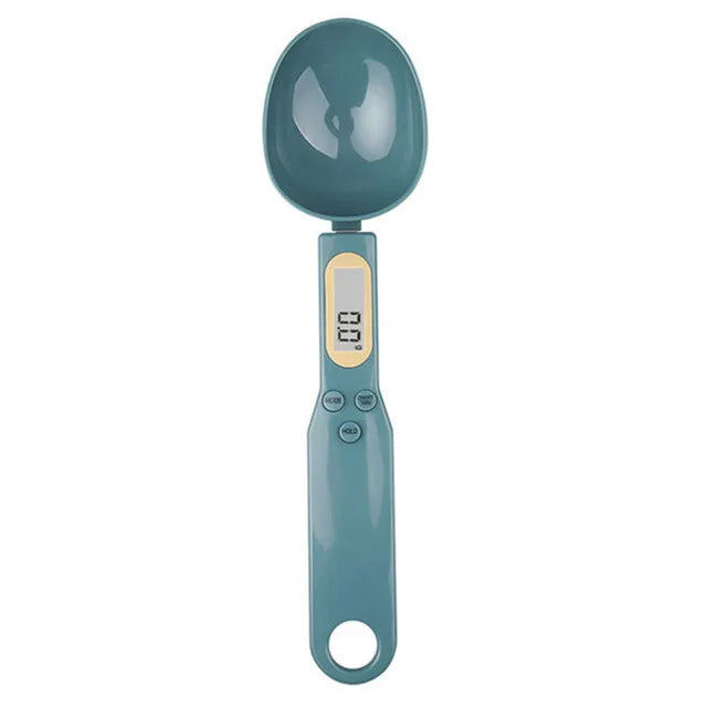 Electronic spoon with scales